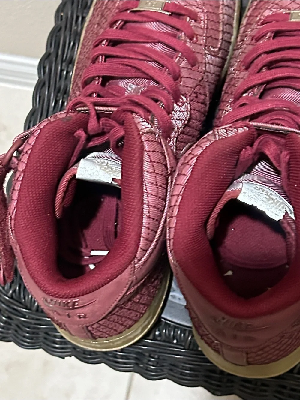 Nike Air Force 1 ‘07 Mid LV8 Team Red 804609-603
